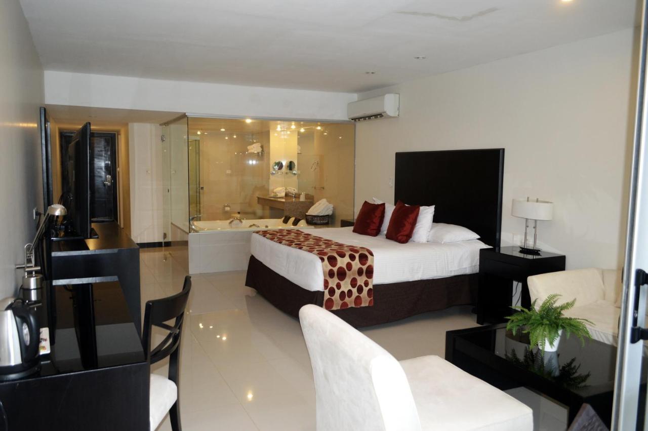 Sun Hotel Warnes المظهر الخارجي الصورة