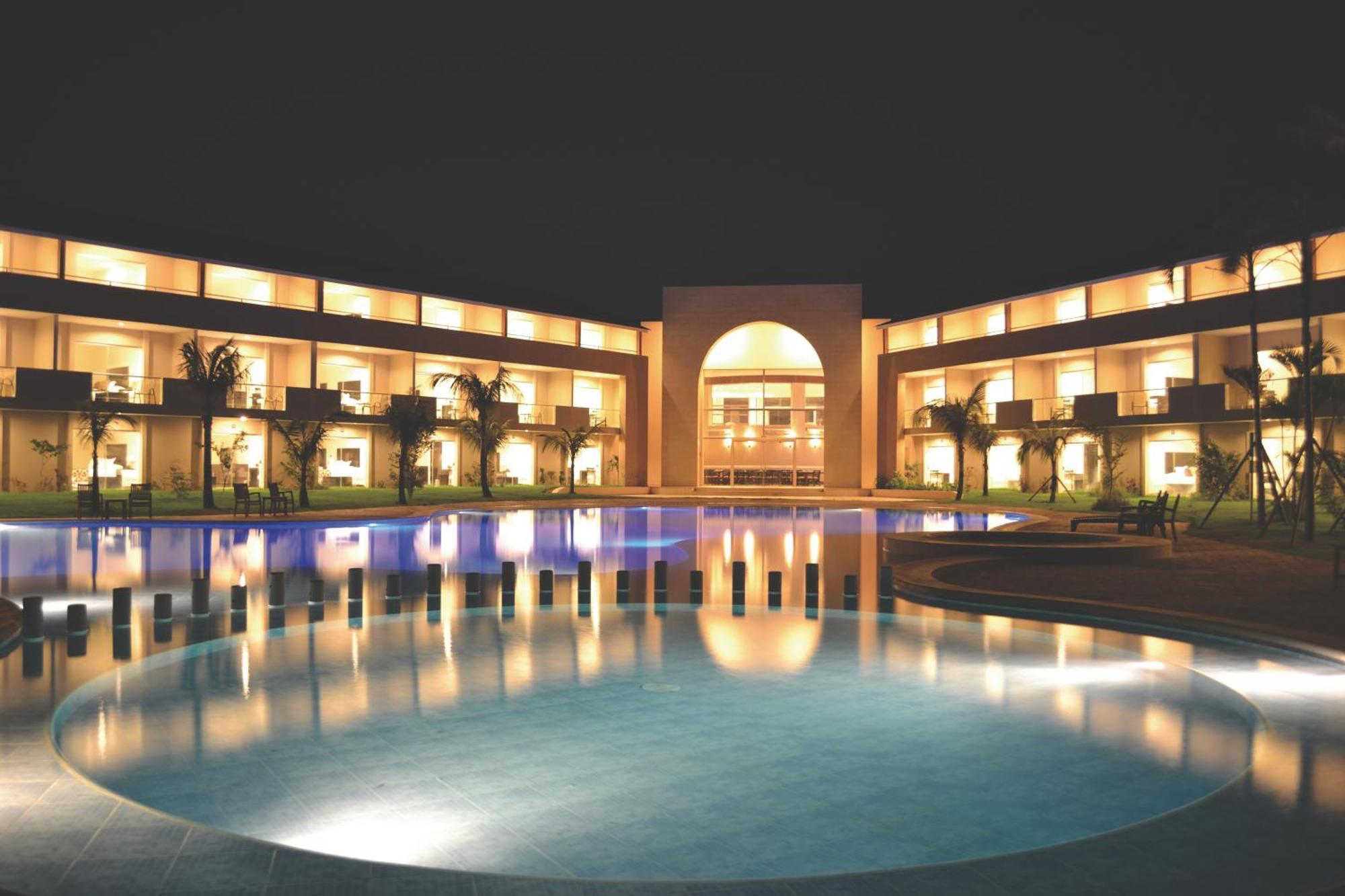Sun Hotel Warnes المظهر الخارجي الصورة