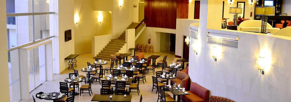Sun Hotel Warnes المظهر الخارجي الصورة