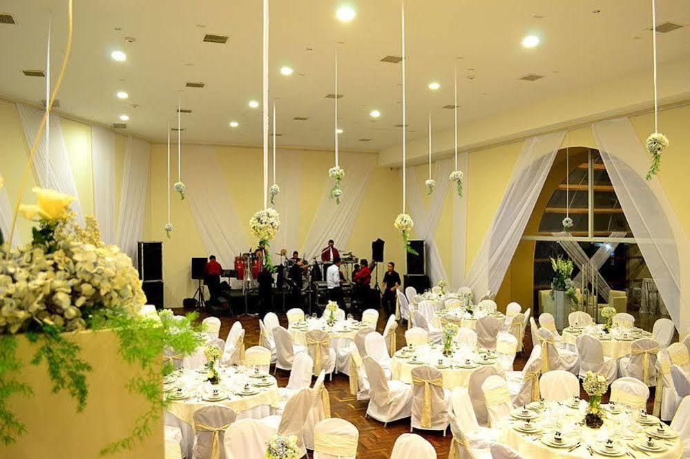 Sun Hotel Warnes المظهر الخارجي الصورة