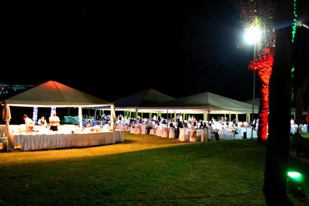 Sun Hotel Warnes المظهر الخارجي الصورة